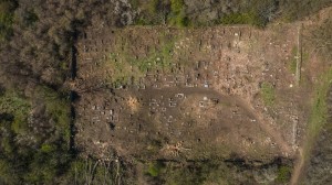 3-Revitalizace zdevastovaného hřbitova ve Svatoboru